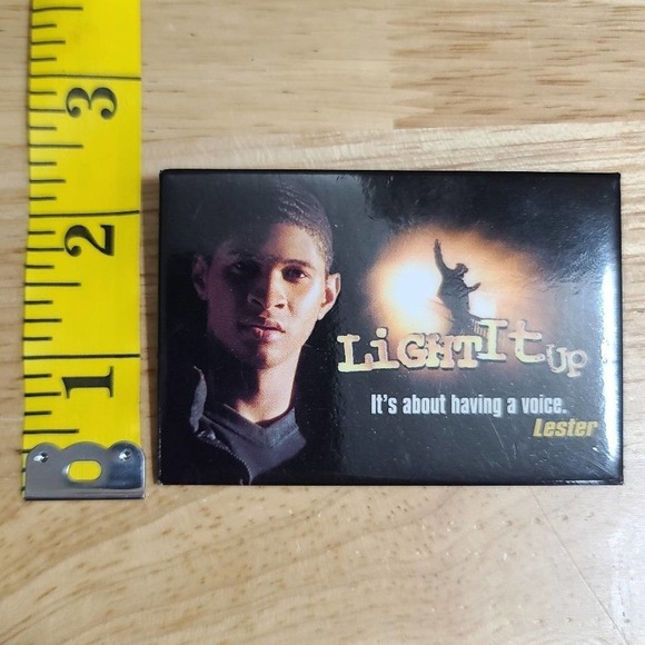 Vintage 1999 movie promo Light It Up pin Usher - Picture 3 of 5